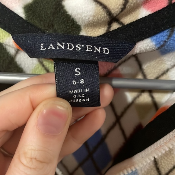 Lands end, size small, pull over. - Picture 2 of 2